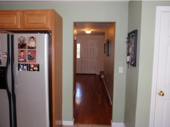 1171 B Mammoth Road Pelham, NH 03076 - Photo 7 of 31