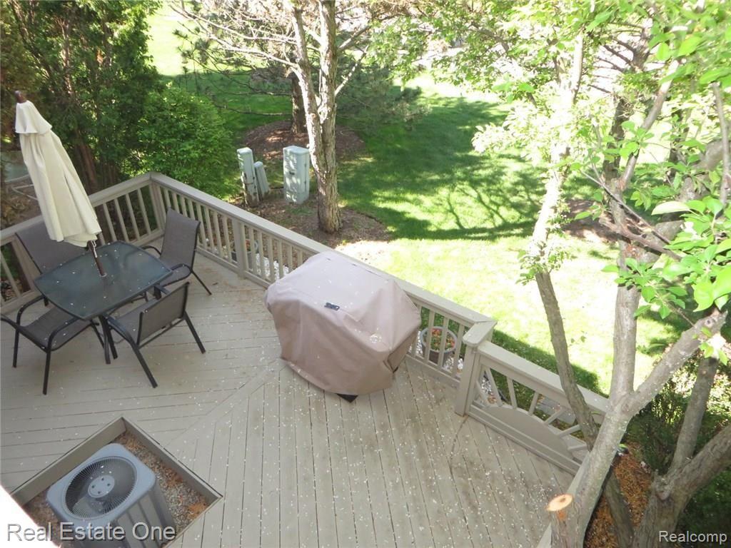 681 Highgate Mews, Unit 151 Rochester Hills, MI 48307 - Photo 21 of 35