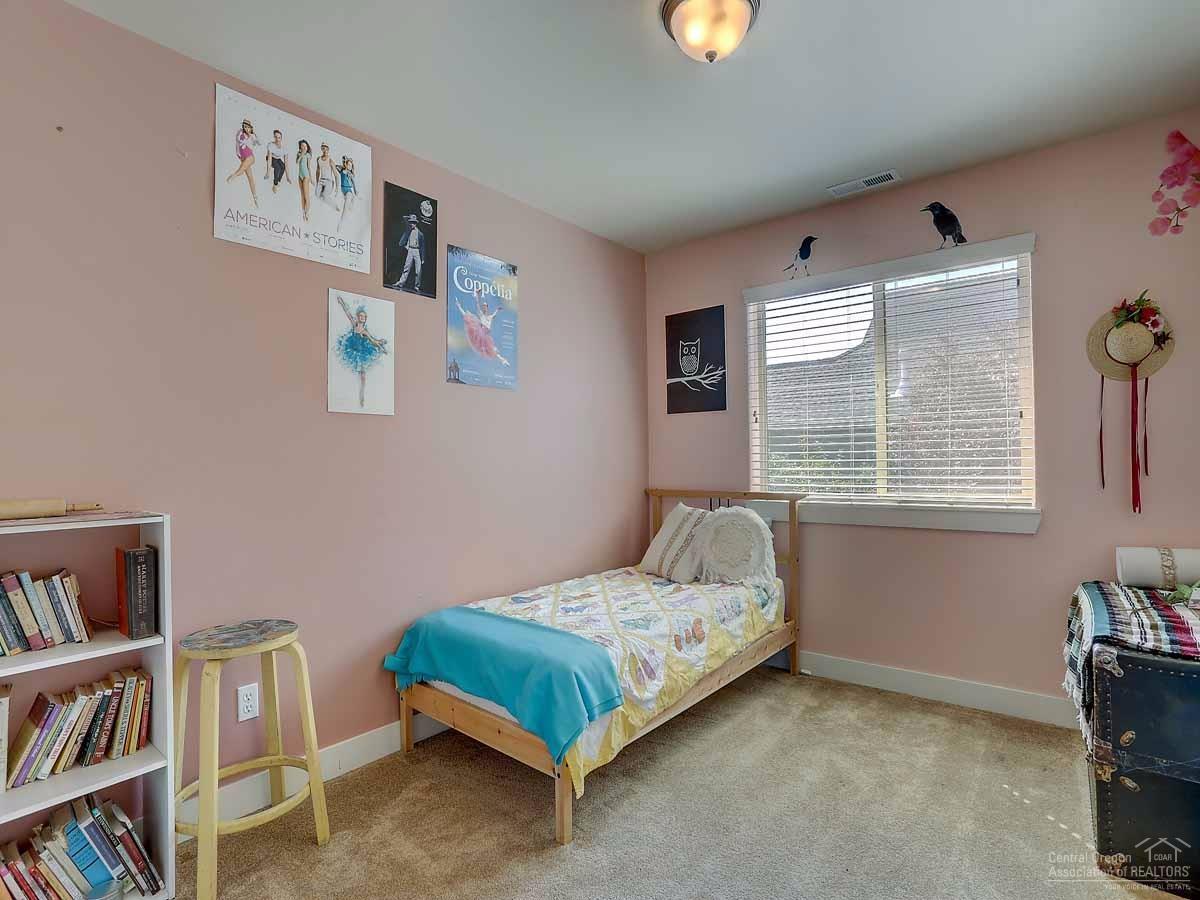 62477 Eagle Road Bend, OR 97701 - Photo 18 of 24 Additional Photo