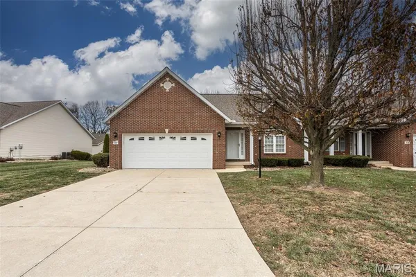 $350,000 | 406 Celesta Street, Godfrey, IL 62035