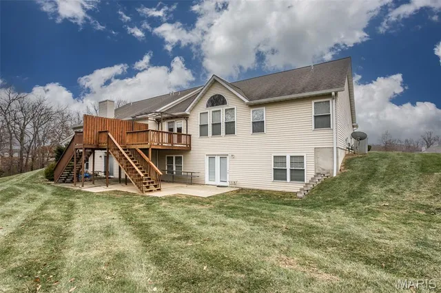 $365,000 | 406 Celesta Street, Godfrey, IL 62035