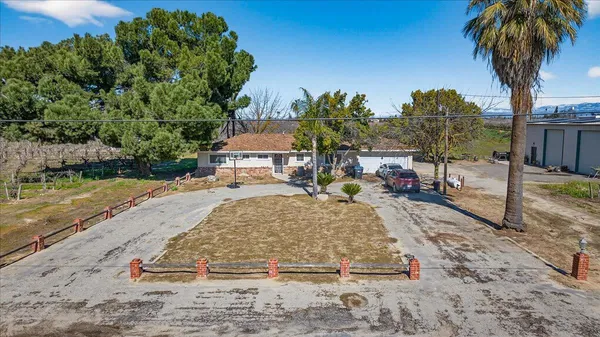 $814,999 | 11430 East Saginaw Avenue, Selma, CA 93662