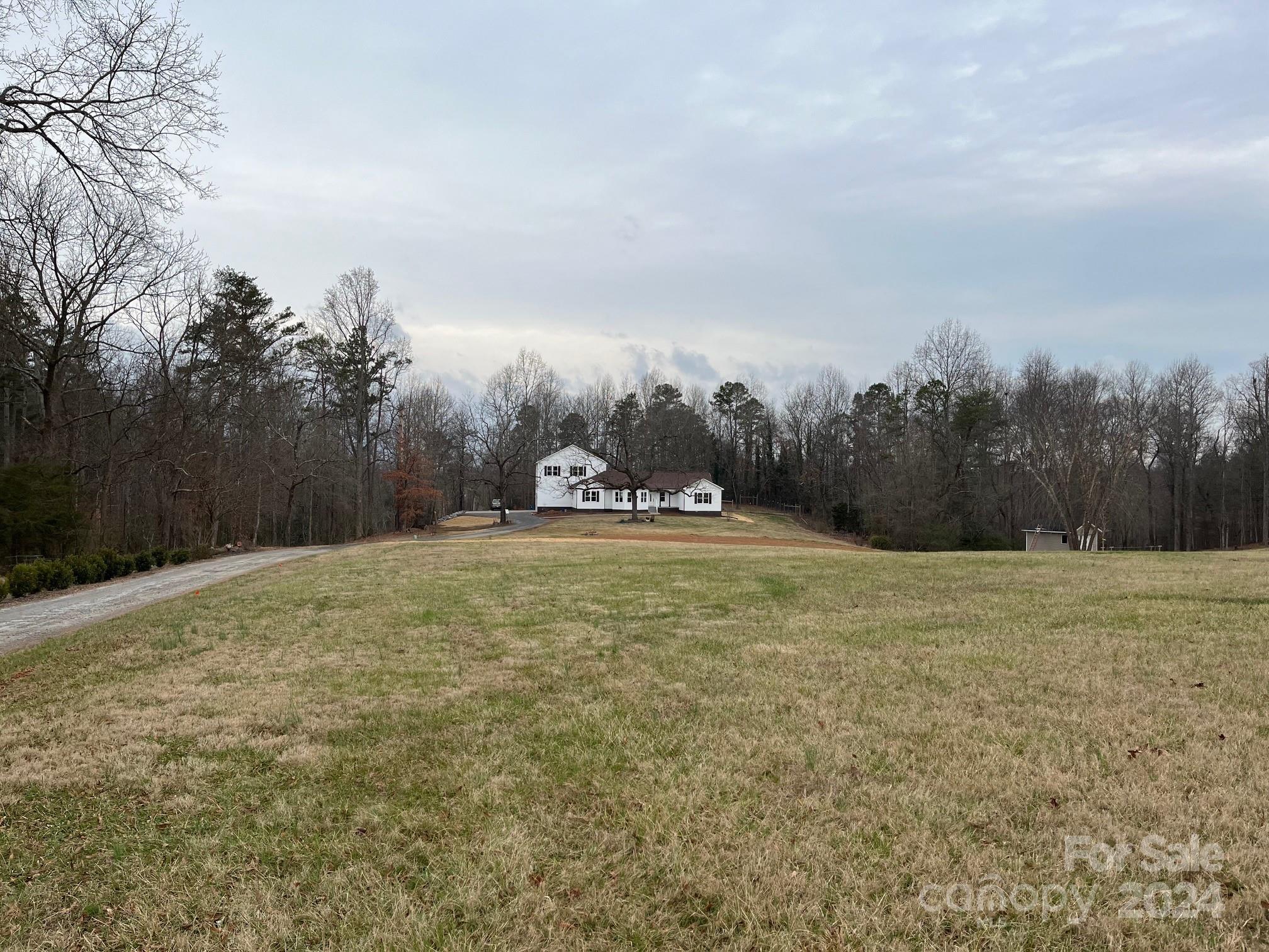 1125 Bethlehem School Road Hickory, NC 28601 - Photo 6 of 39