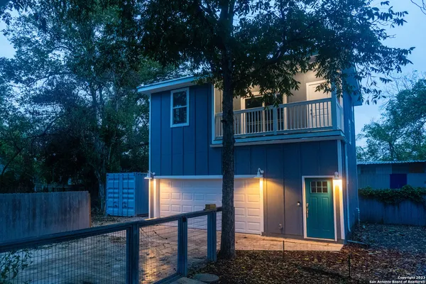 $1,200 | 114 Glenwood Court, Unit 2, San Antonio, TX 78210