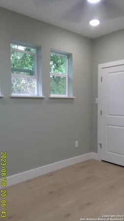 $1,200 | 114 Glenwood Court, Unit 2, San Antonio, TX 78210