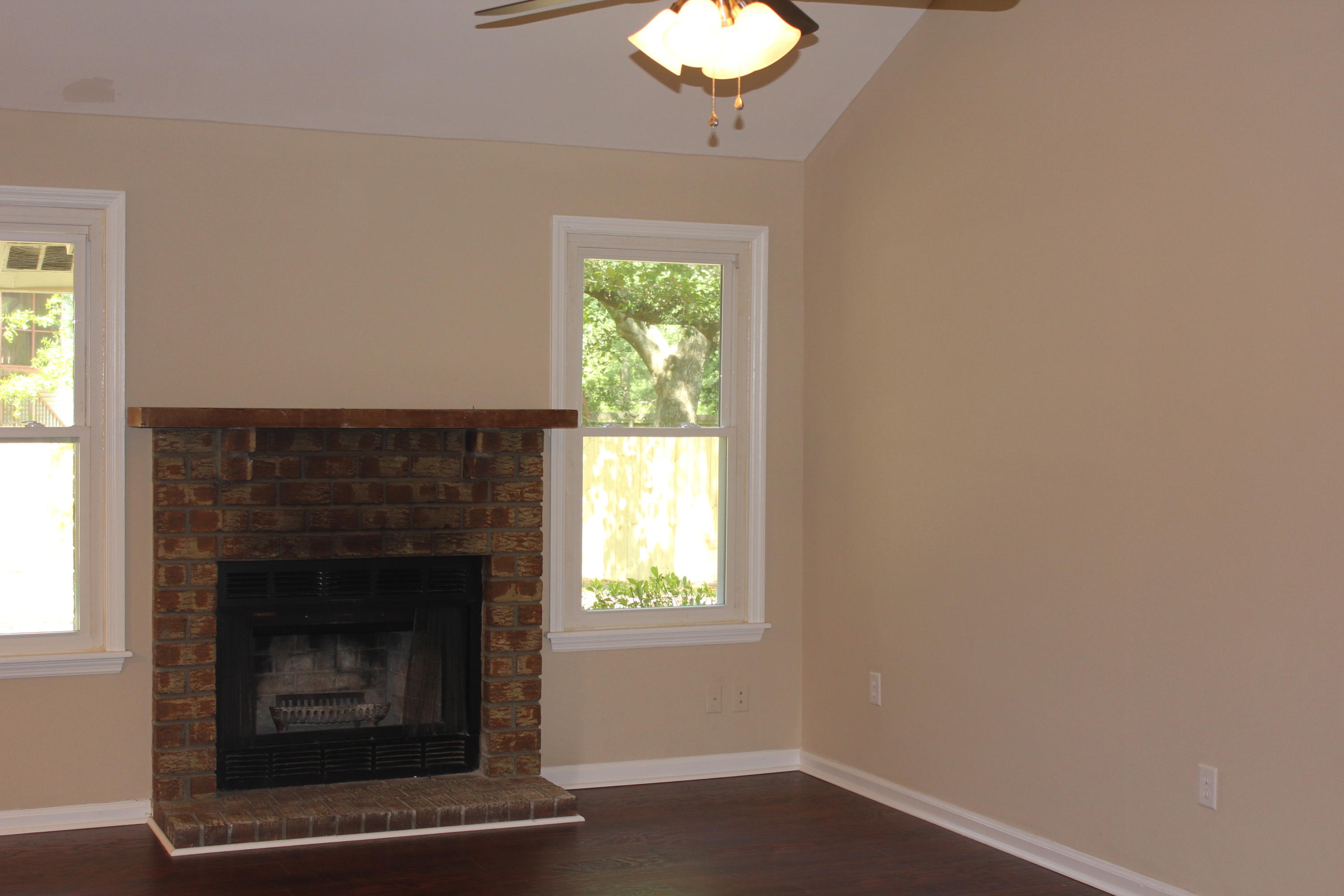 305 Kingbird Road Ladson, SC 29456 - Photo 4 of 21 IMG_5306