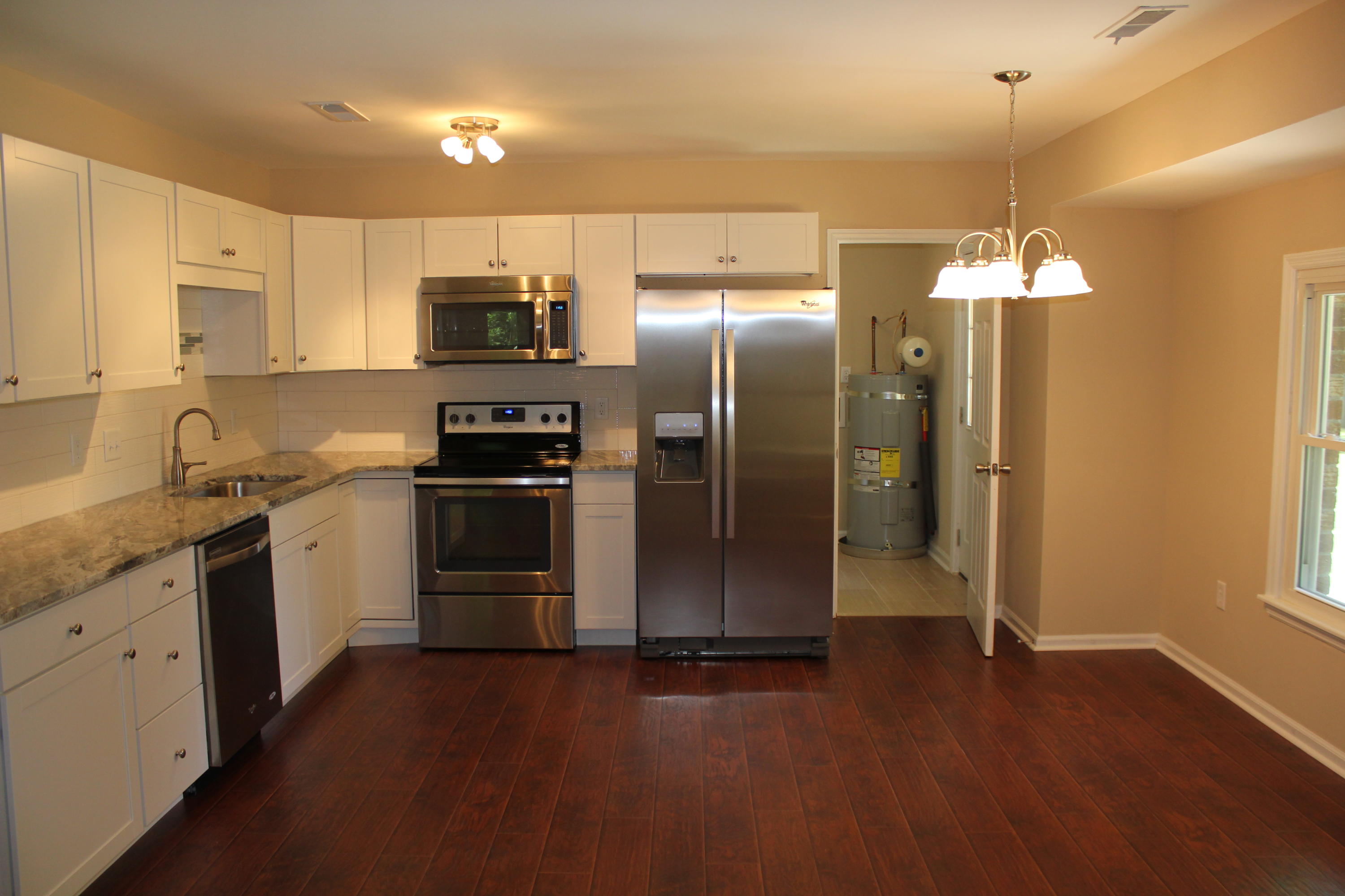 305 Kingbird Road Ladson, SC 29456 - Photo 7 of 21 IMG_5316