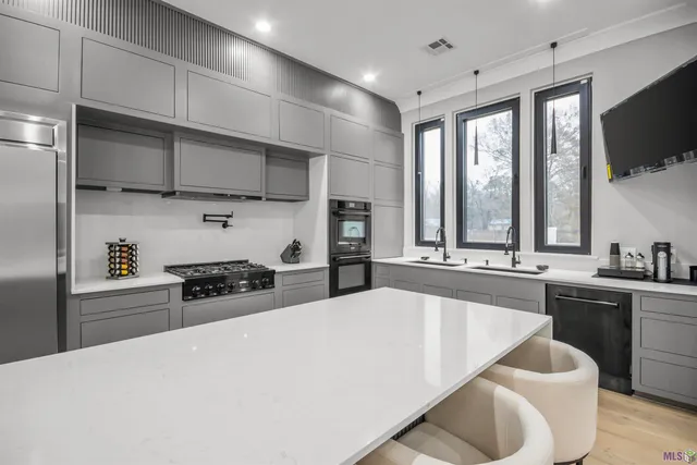 $1,250,000 | 15301 Joor Road, Zachary, LA 70791