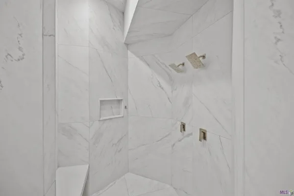 $1,300,000 | 15301 Joor Road, Zachary, LA 70791