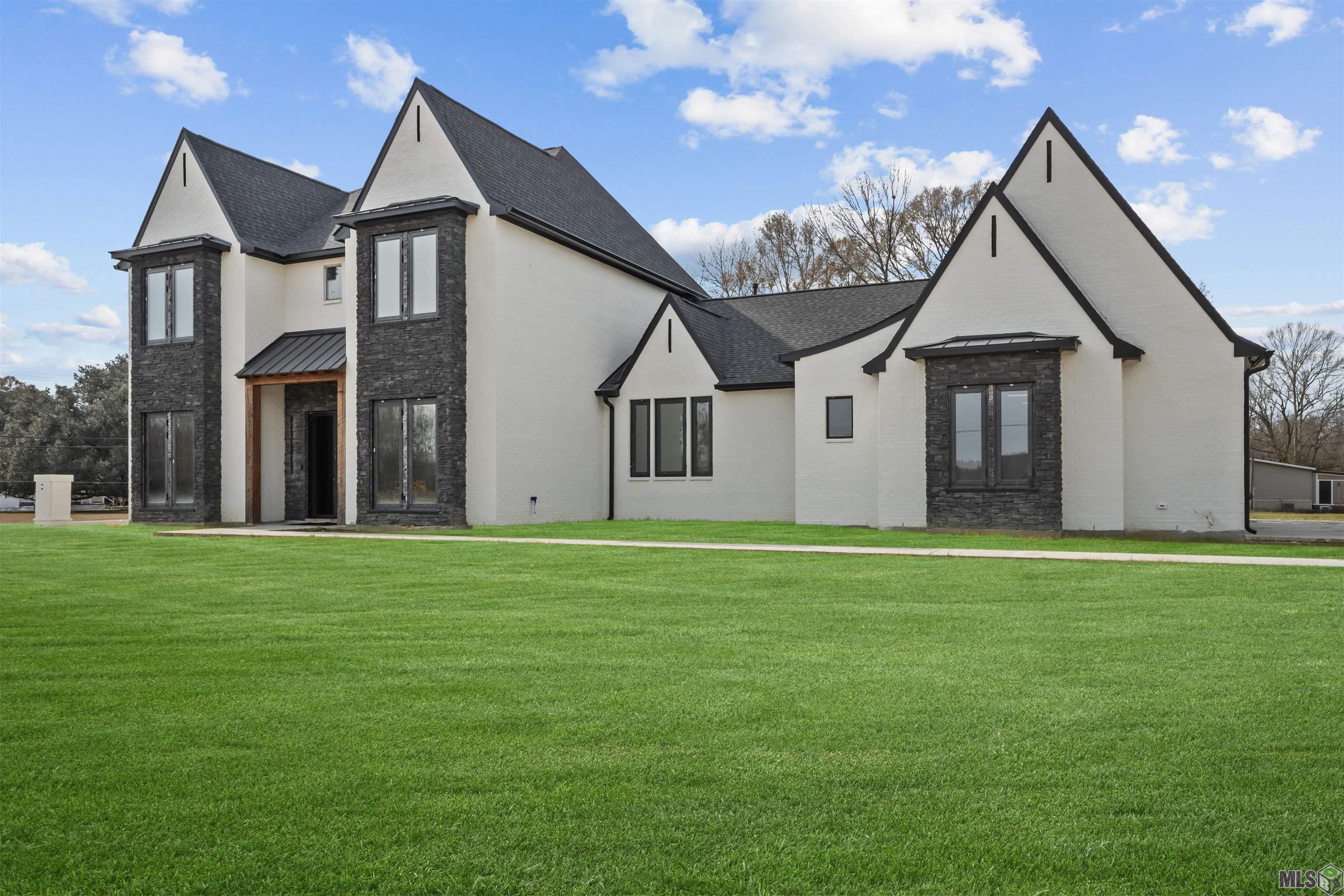 15301 Joor Road Zachary, LA 70791 - Photo 2 of 40