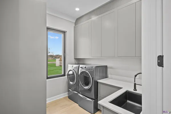 $1,300,000 | 15301 Joor Road, Zachary, LA 70791