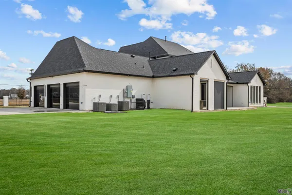 $1,300,000 | 15301 Joor Road, Zachary, LA 70791