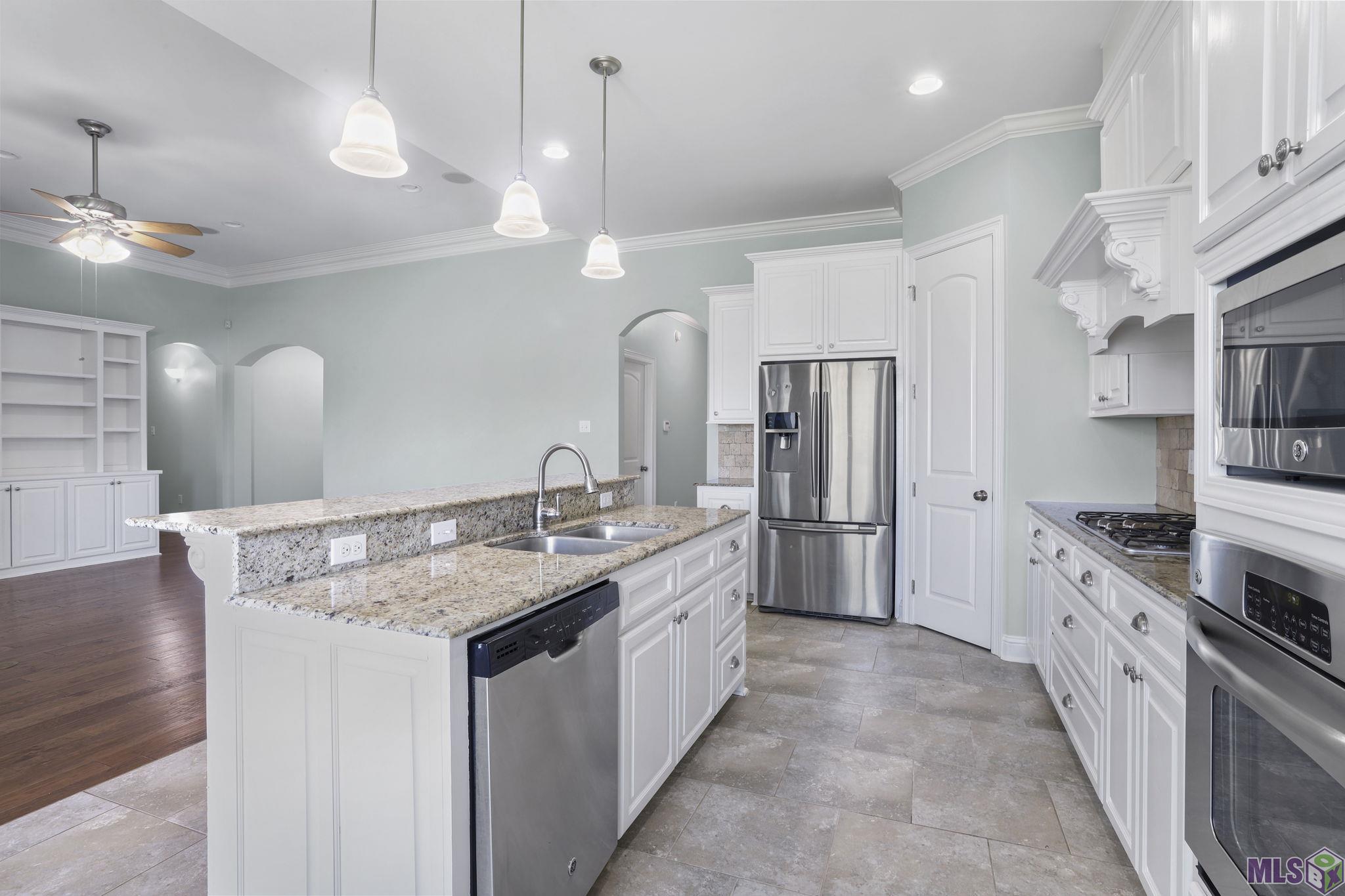 16431 Pascal Drive Prairieville, LA 70769 - Photo 8 of 15