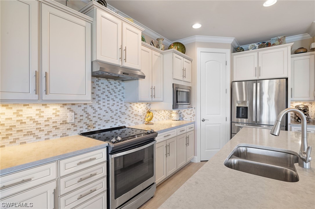 10821 Dennington Road Fort Myers, FL 33913 - Photo 3 of 32 Gallery Image 3