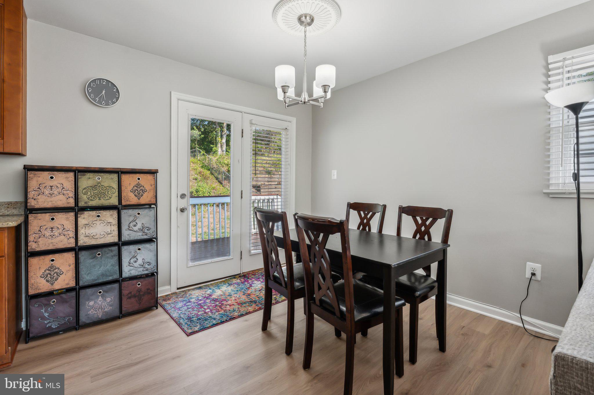 15413 Michigan Rd. Woodbridge, VA 22191 - Photo 10 of 30 Access to deck , new light fixture