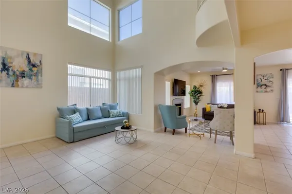 $2,495 | 7886 Blue Brook Drive, Las Vegas, NV 89147