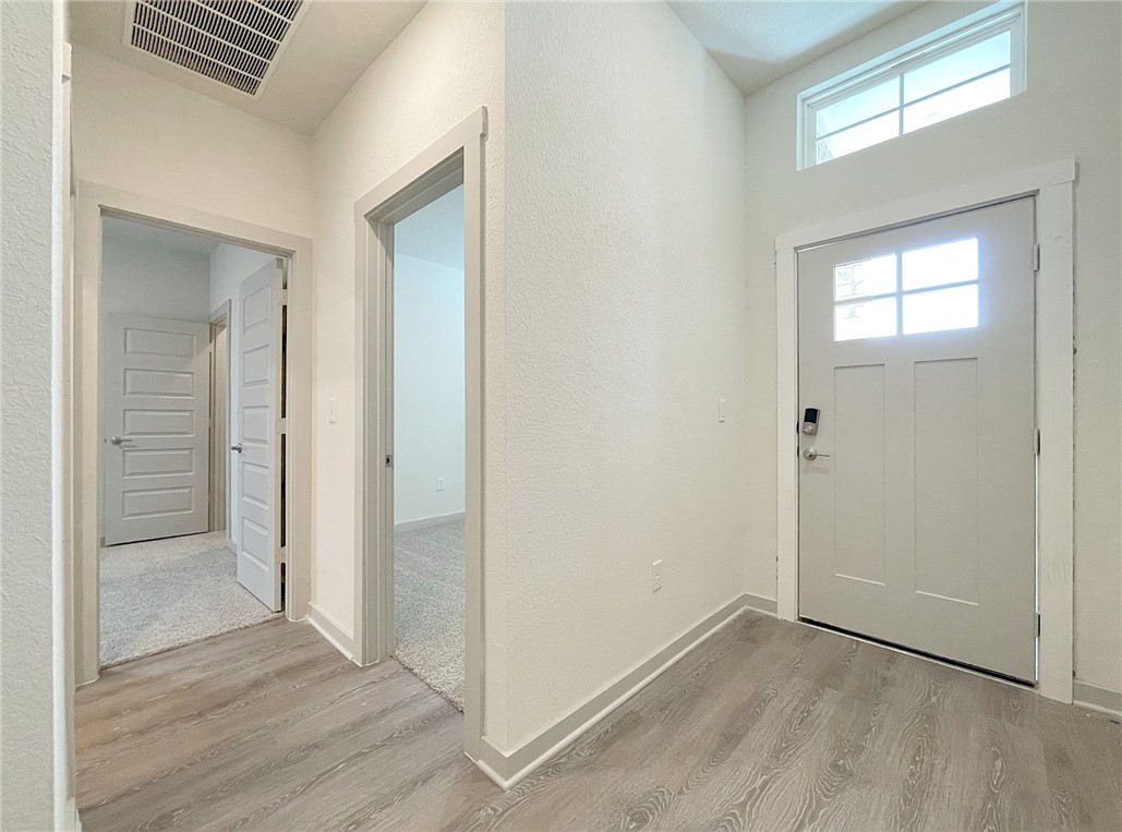 10501 Defender Trail Austin, TX 78754 - Photo 15 of 25