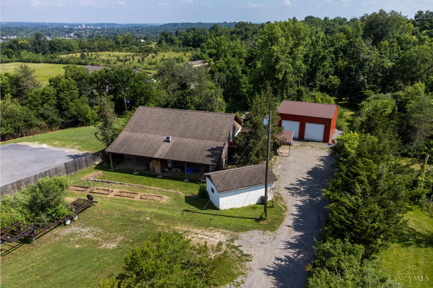 1289 Old Oxford Road Hamilton, OH 45013 - Photo 2 of 26