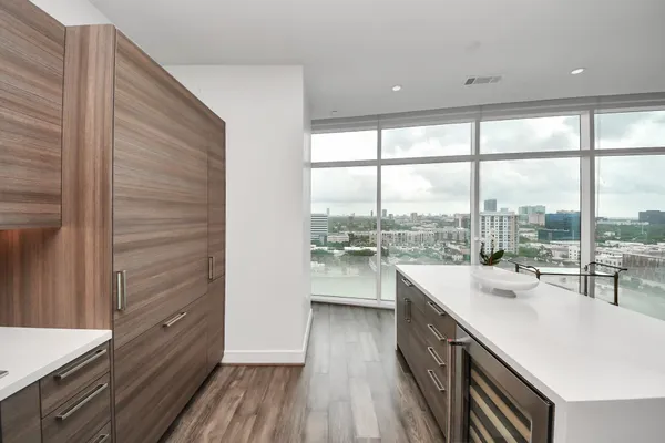 $4,000 | 4521 San Felipe Street, Unit 1603, Houston, TX 77027