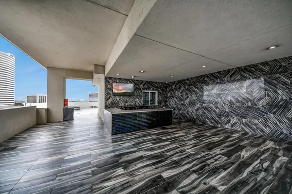 $4,000 | 4521 San Felipe Street, Unit 1603, Houston, TX 77027