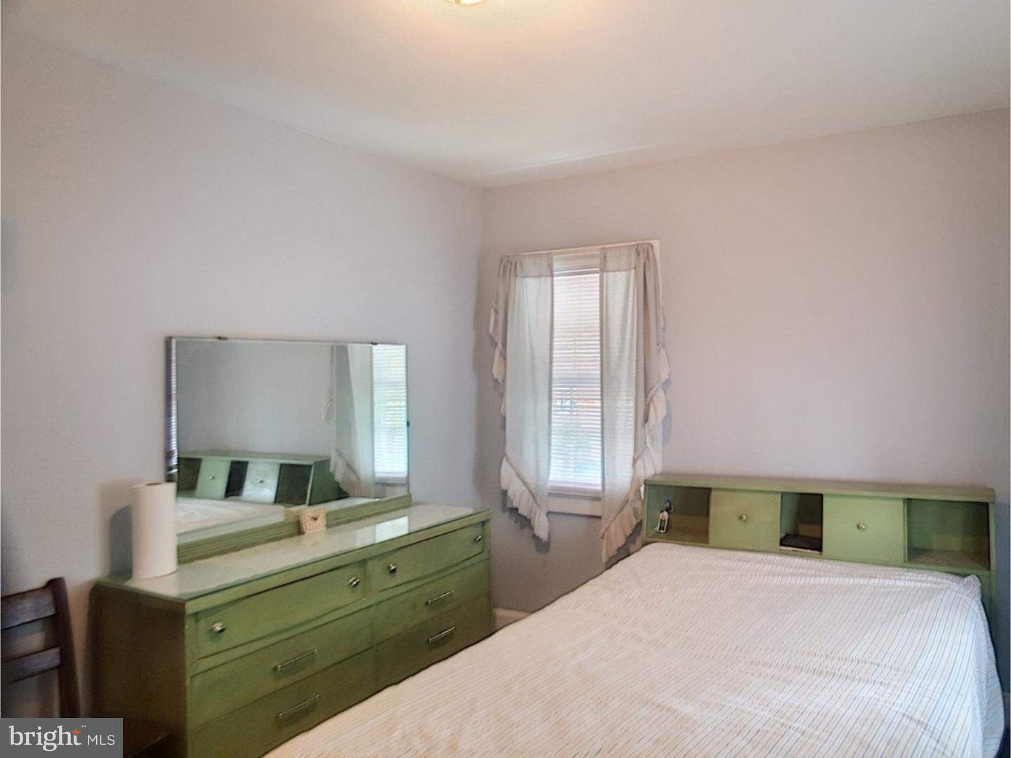 231 Rockingham Road Bryn Mawr, PA 19010 - Photo 15 of 25 Bedroom 3
