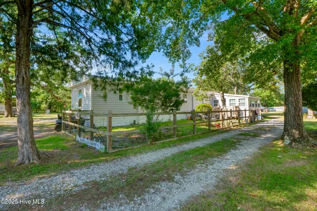 $219,000 | 215 Anderson Drive, Hampstead, NC 28443