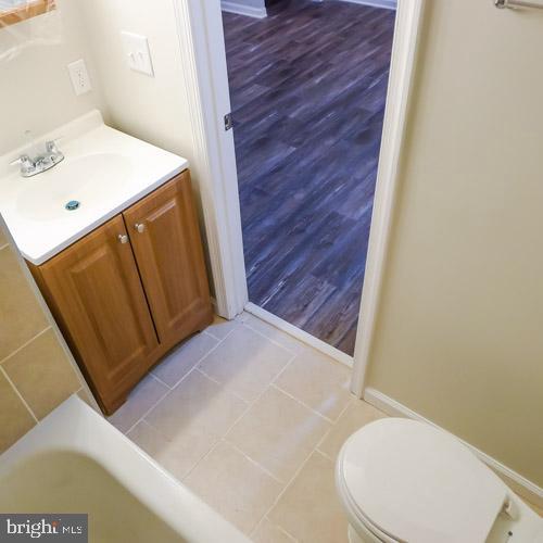4203 Colborne Road Baltimore, MD 21229 - Photo 22 of 26 Lower Level - Full bath