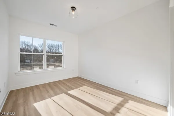 $2,750 | 20 Encampment Court, Montville, NJ 07082