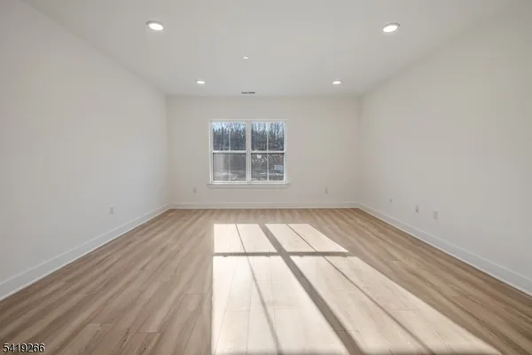 $2,750 | 20 Encampment Court, Montville, NJ 07082