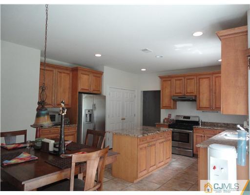 819 New Dover Road Edison, NJ 08820 - Photo 12 of 24 Gallery Image 12