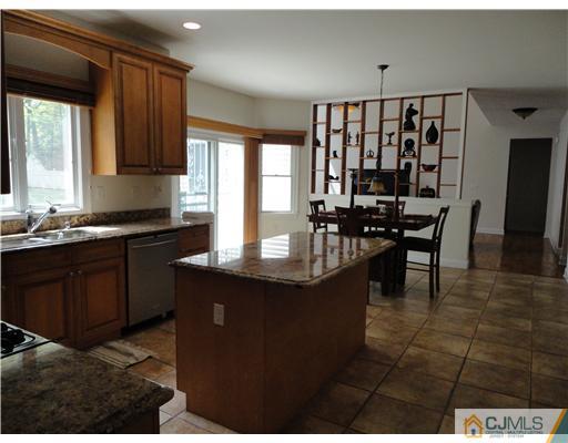 819 New Dover Road Edison, NJ 08820 - Photo 13 of 24 Gallery Image 13