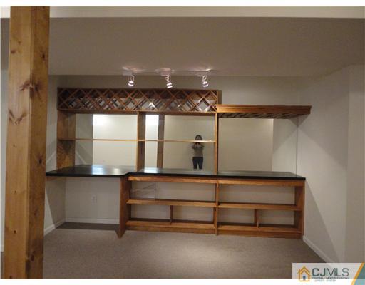 819 New Dover Road Edison, NJ 08820 - Photo 21 of 24 Gallery Image 21