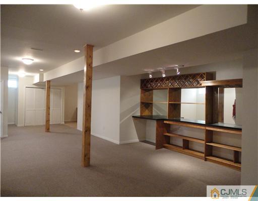 819 New Dover Road Edison, NJ 08820 - Photo 22 of 24 Gallery Image 22