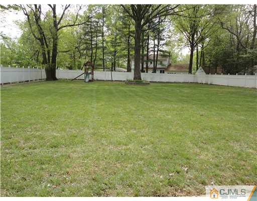 819 New Dover Road Edison, NJ 08820 - Photo 23 of 24 Gallery Image 23
