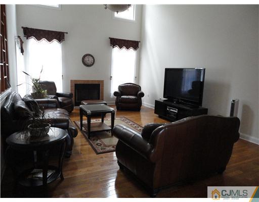 819 New Dover Road Edison, NJ 08820 - Photo 8 of 24 Gallery Image 8