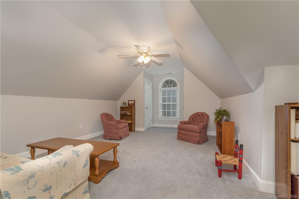231 Ridgeview Drive Rutherfordton, NC 28139 - Photo 36 of 38 a living room with furniture