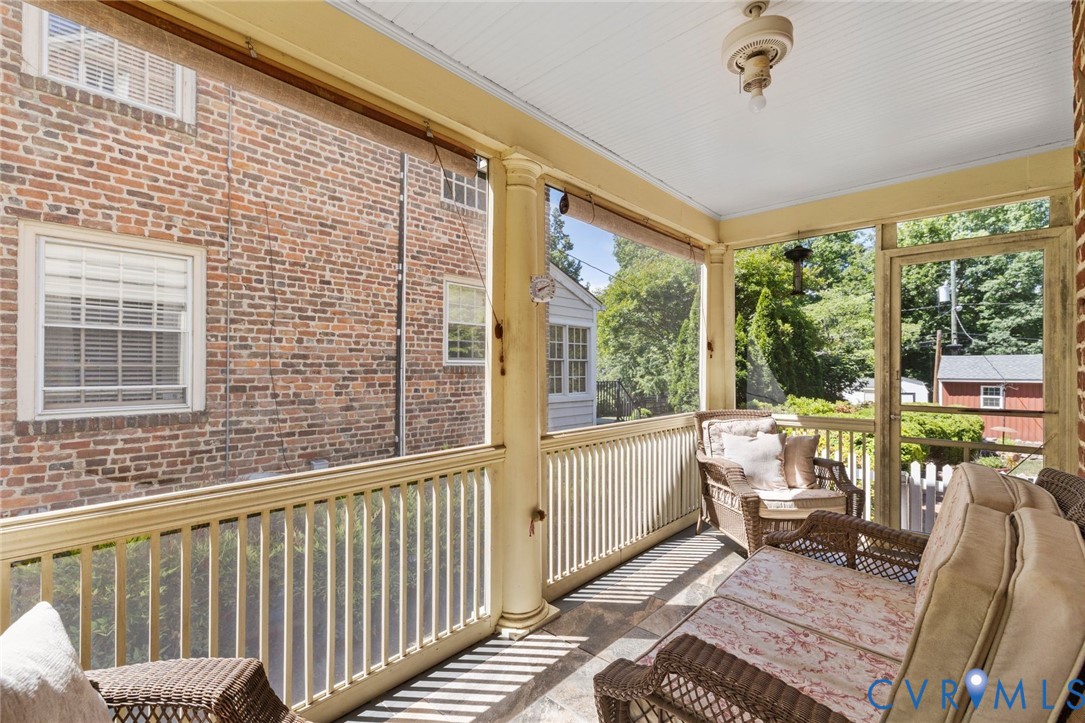 5308 Dorchester Road Richmond, VA 23225 - Photo 25 of 32 Side Screened-in Porch