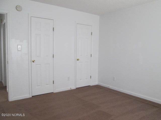 407 Belgrade-Swansboro Road, Unit B Stella, NC 28582 - Photo 7 of 10 IMG_2381