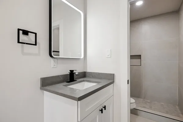 $3,500 | 6106 Bridlington Circle, Austin, TX 78745