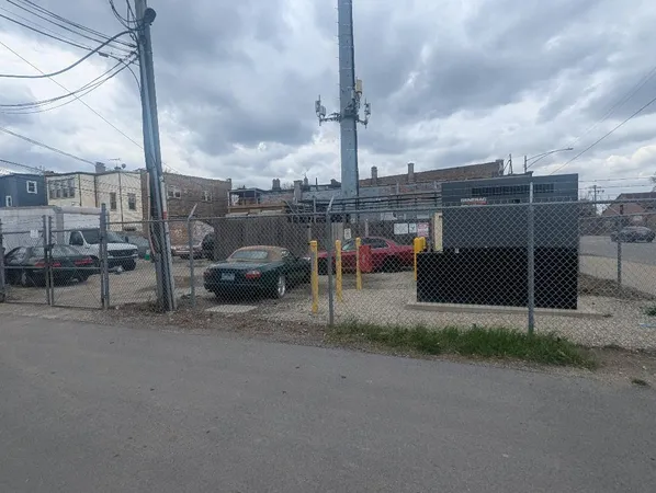 $300,000 | 5725 West Division Street, Chicago, IL 60651