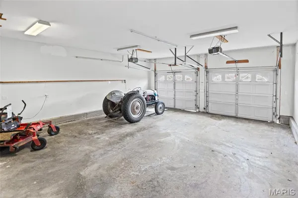 $395,000 | 8160 Bethalto Road, Bethalto, IL 62010