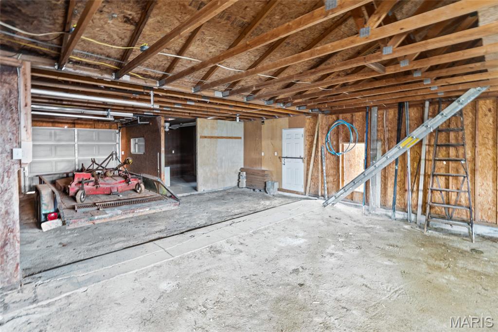 8160 Bethalto Road Bethalto, IL 62010 - Photo 45 of 54