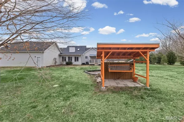 $395,000 | 8160 Bethalto Road, Bethalto, IL 62010