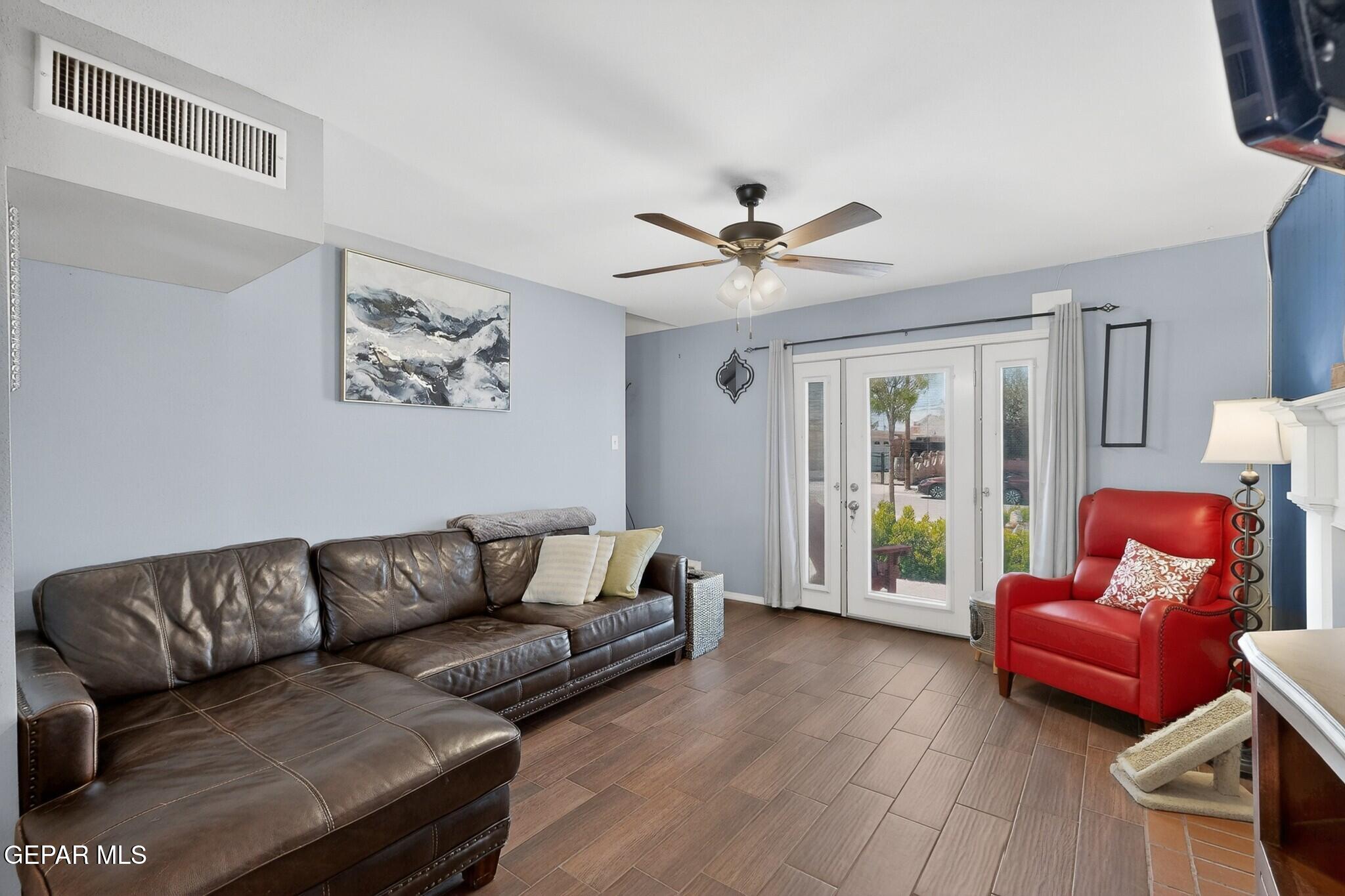 537 Ridgemont Drive El Paso, TX 79912 - Photo 6 of 27 3dcasas-537-ridgemont-dr-008