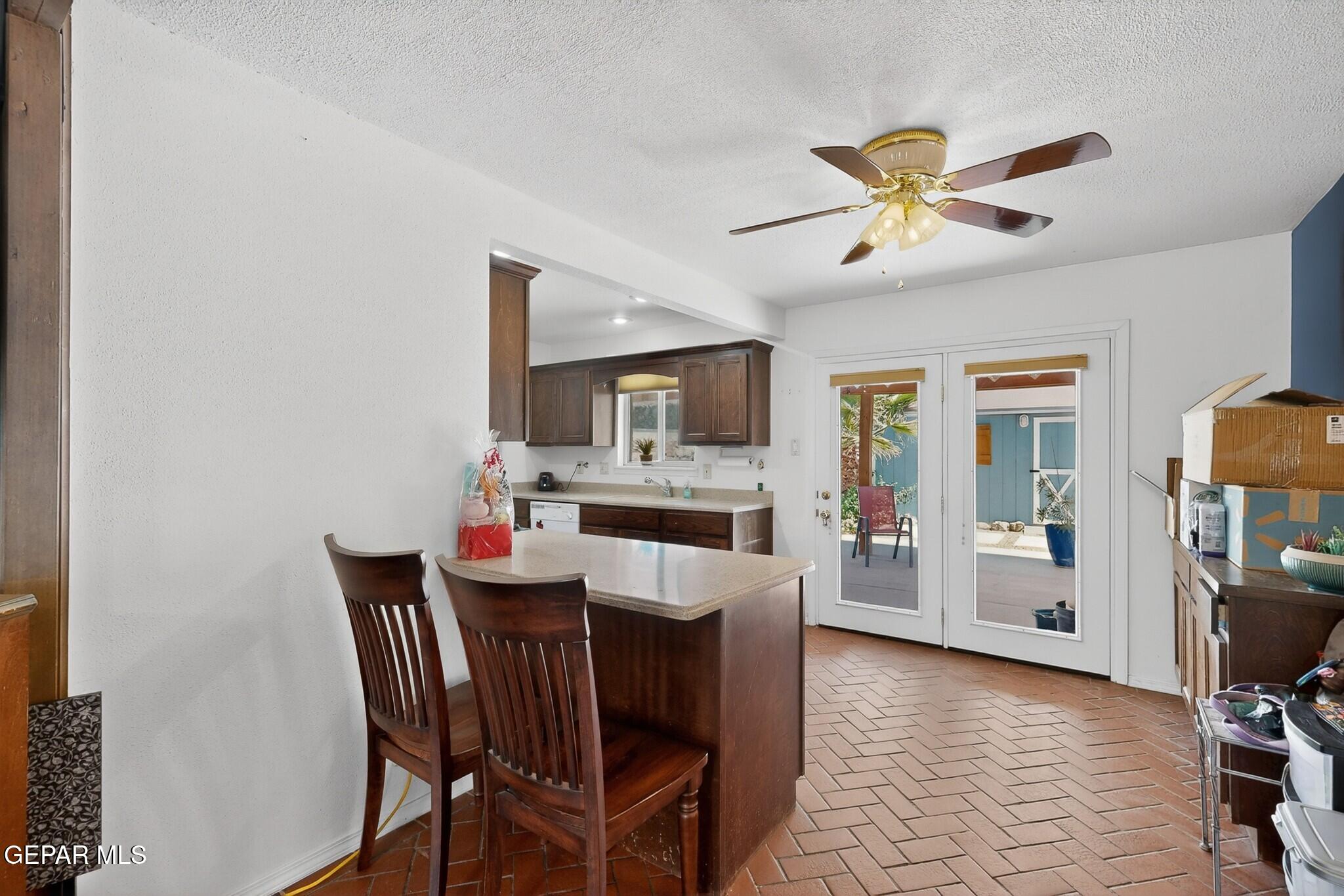 537 Ridgemont Drive El Paso, TX 79912 - Photo 9 of 27 3dcasas-537-ridgemont-dr-012