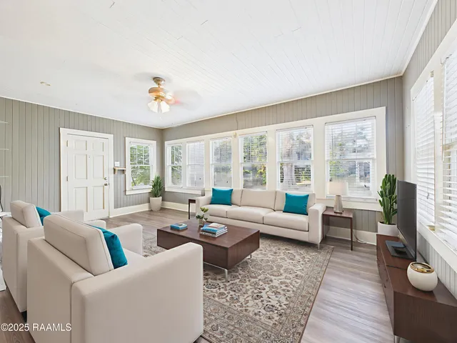 $1,400 | 408 Harding Street, Lafayette, LA 70501