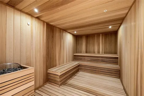 $1,305,000 | 235 1st Avenue South, Unit 1907, St. Petersburg, FL 33701