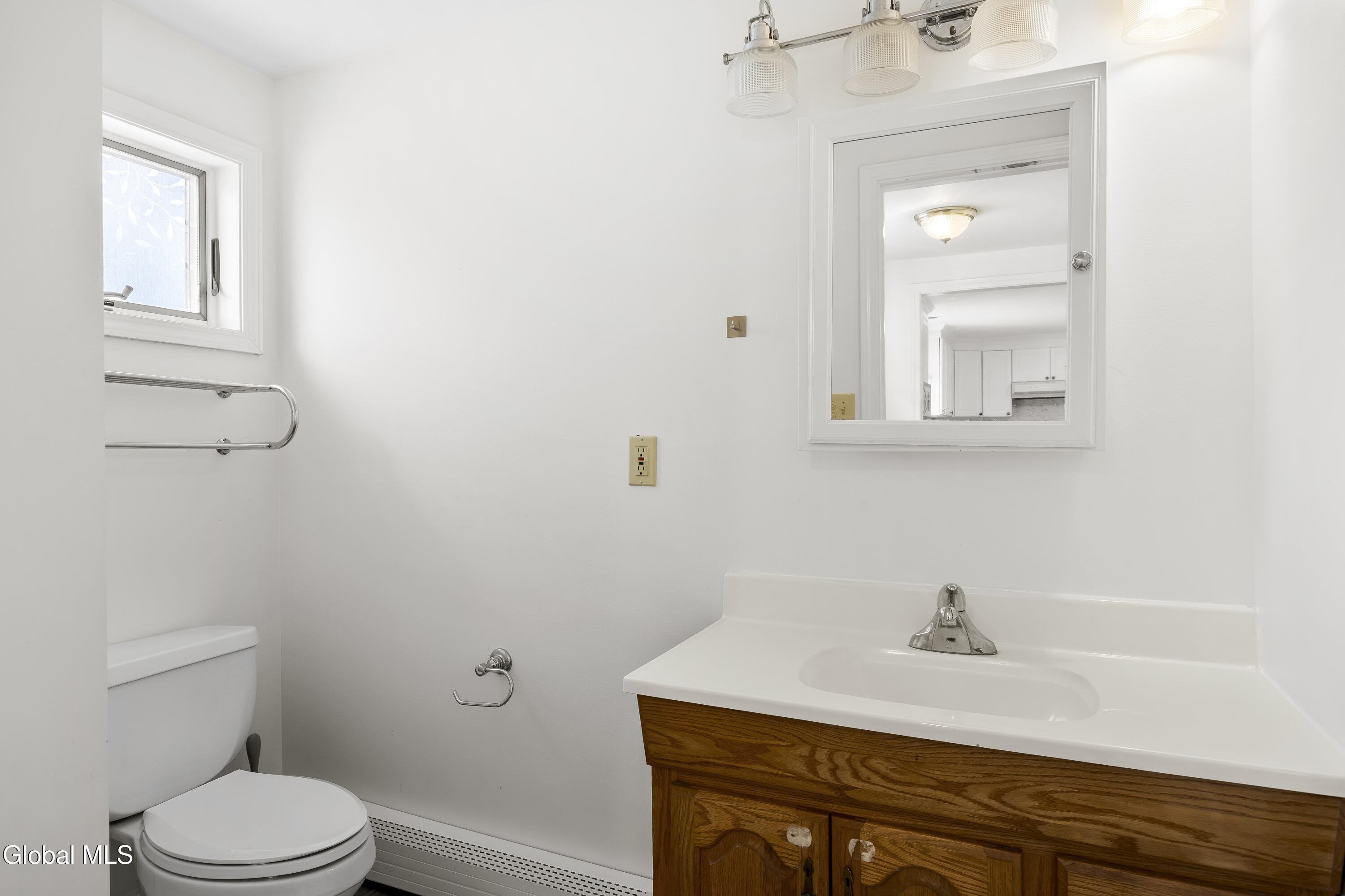 375 Sand Creek Road Colonie, NY 12205 - Photo 18 of 31 22