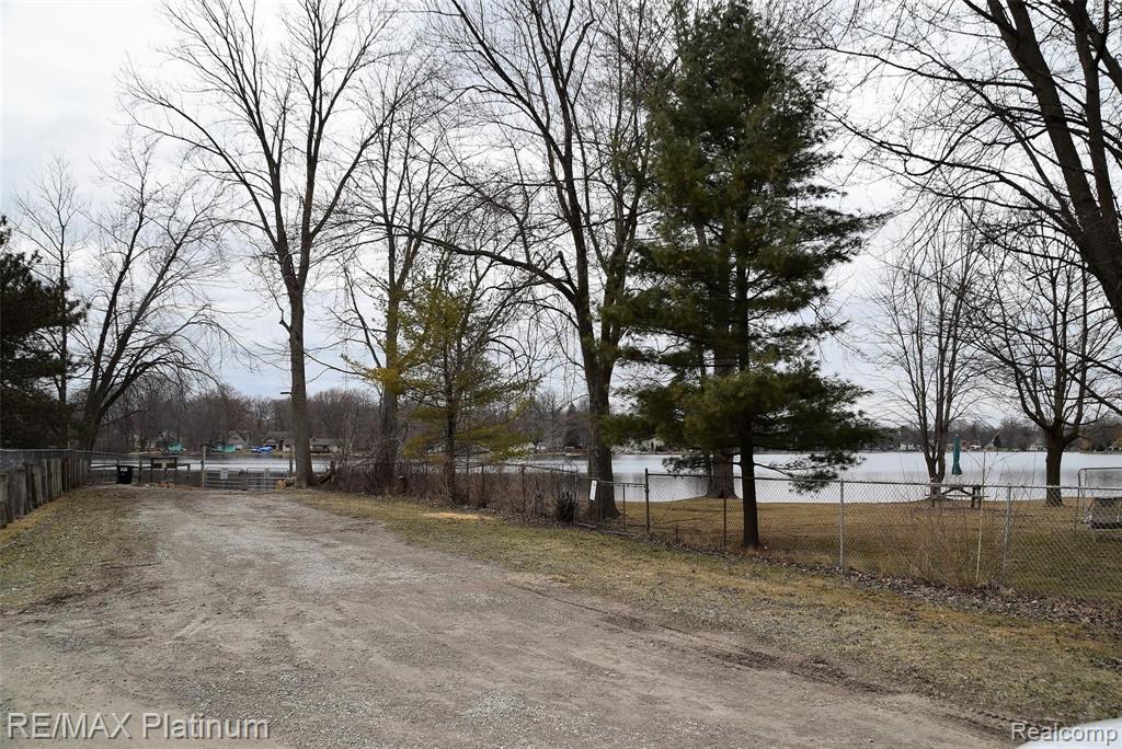 643 Six Mile Road Whitmore Lake, MI 48189 - Photo 22 of 22