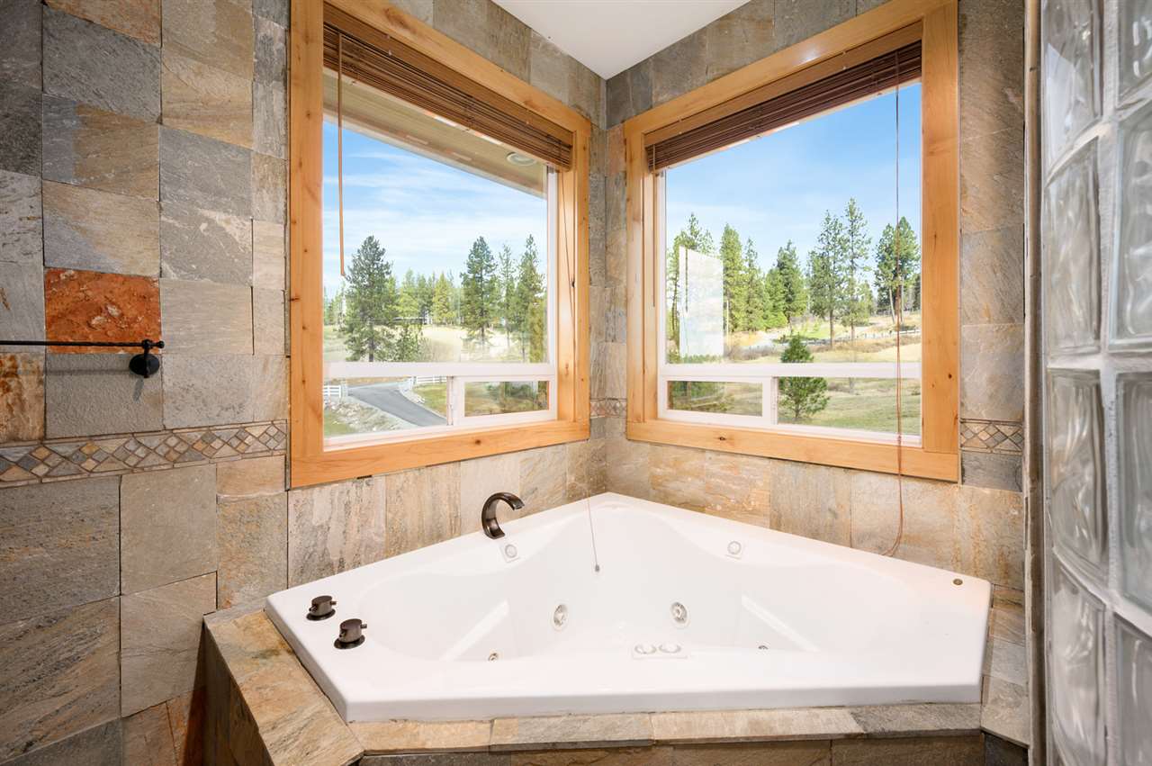 16110 Foothills Road Spokane, WA 99217 - Photo 9 of 20